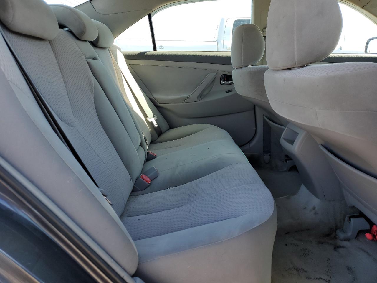 2011 Toyota Camry - Image 10