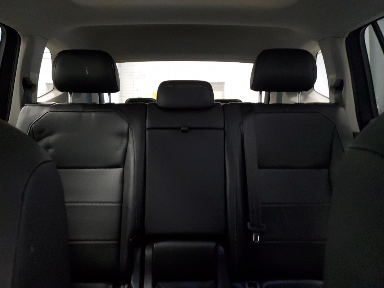 2019 Volkswagen Tiguan - Image 10