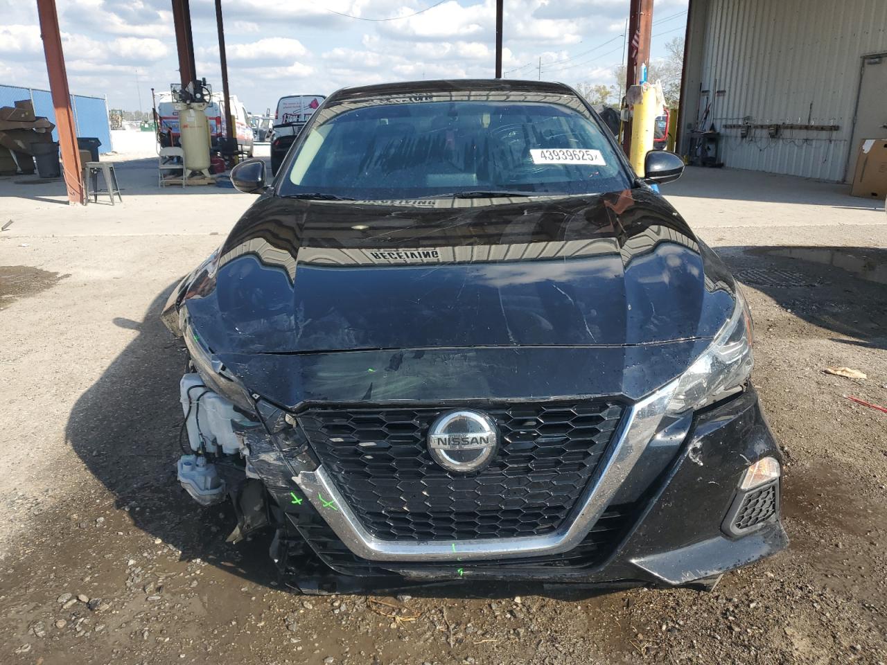 2020 Nissan Altima - Image 5