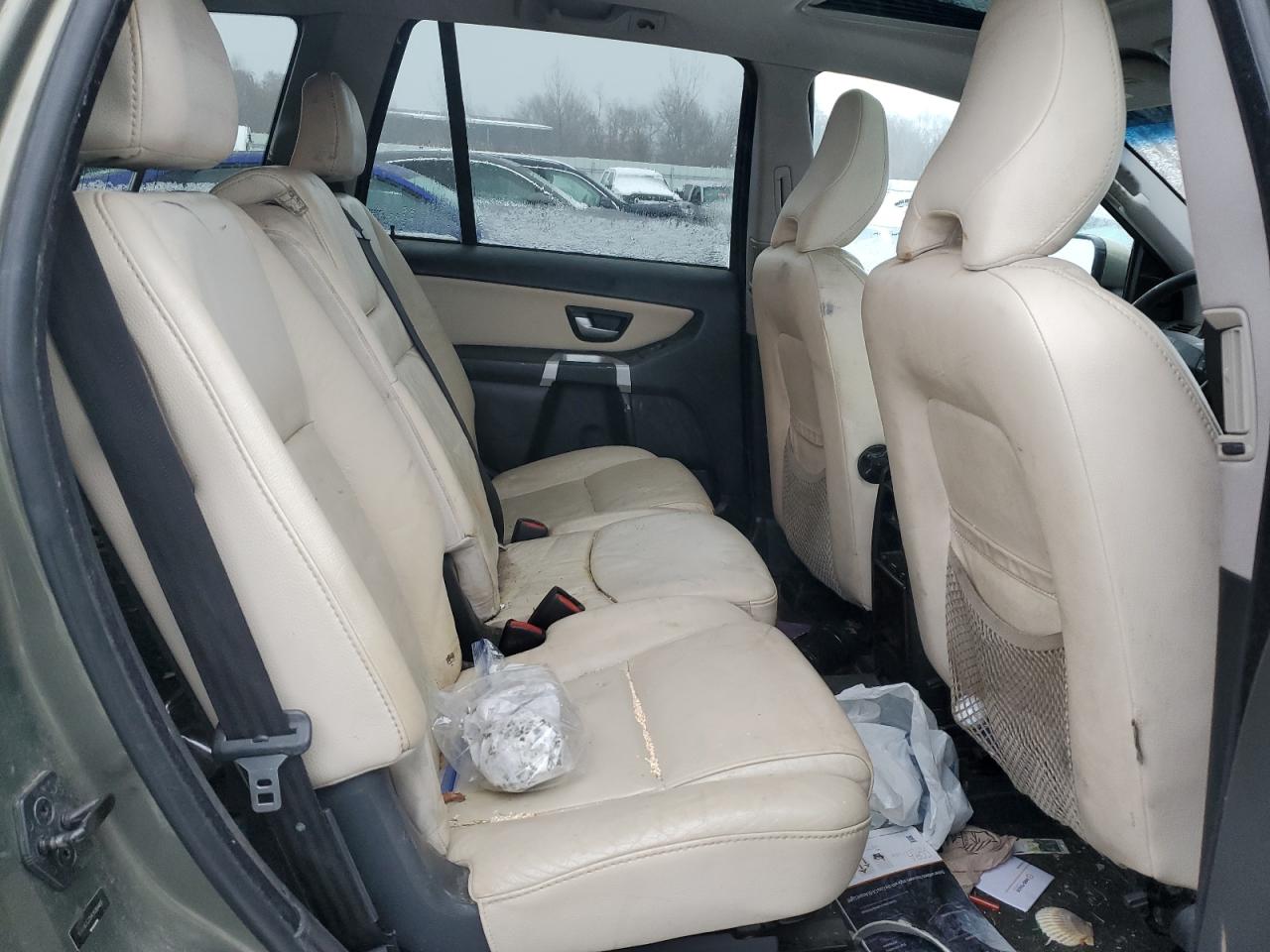 2010 Volvo XC90 - Image 11