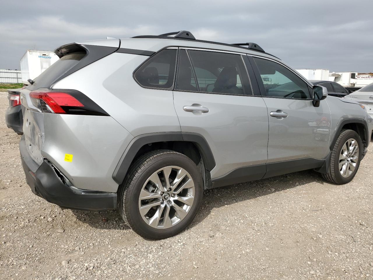 2019 Toyota RAV 4 - Image 3