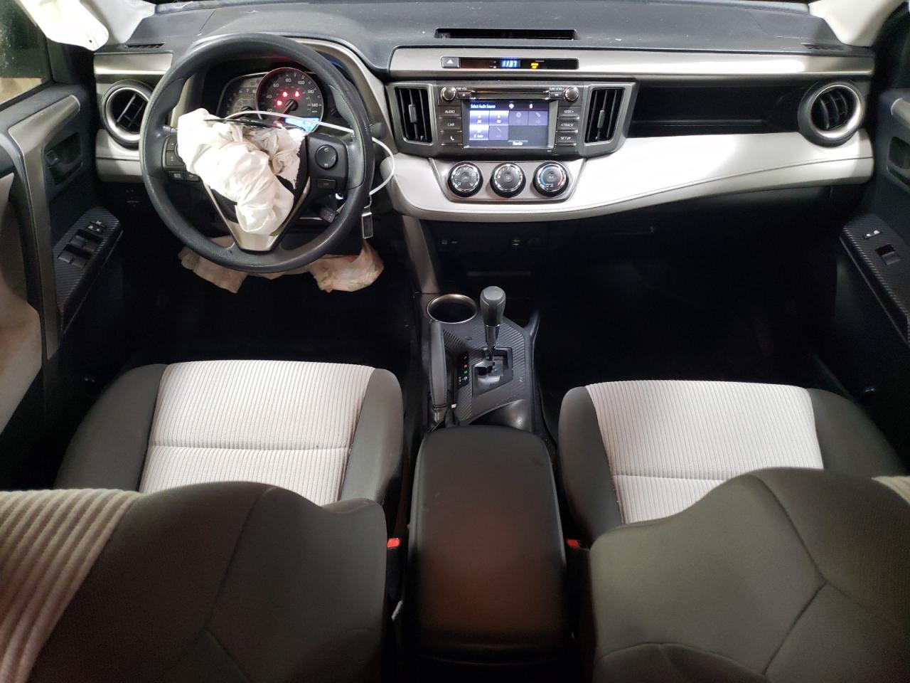 2015 Toyota RAV 4 - Image 8
