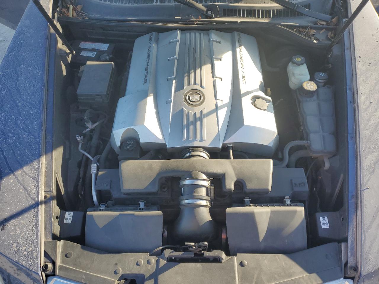 2004 Cadillac XLR - Image 11