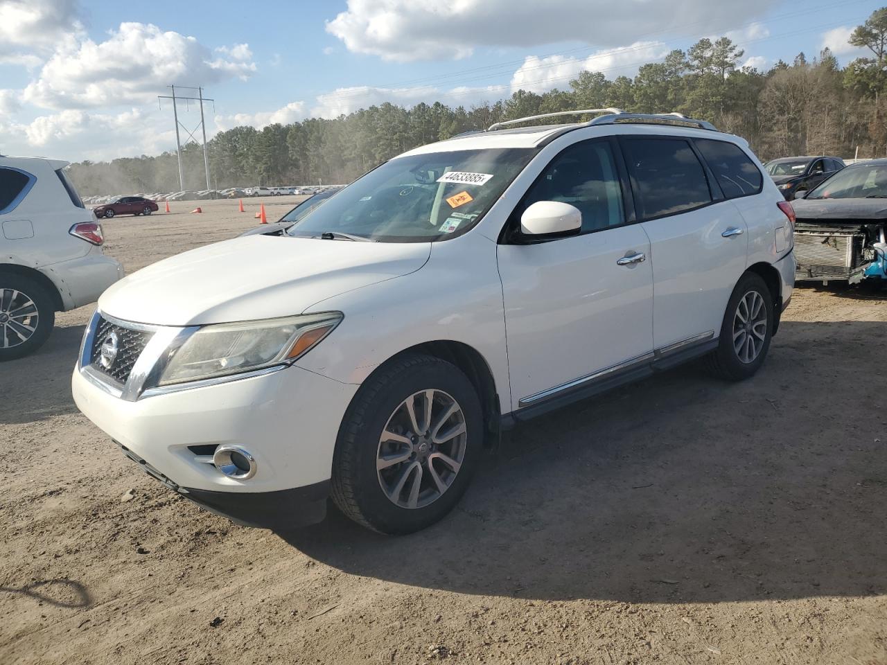 2014 Nissan Pathfinder - Image 1