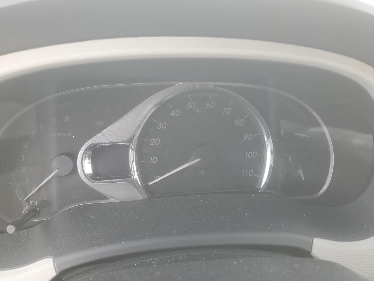 2012 Toyota Sienna - Image 9