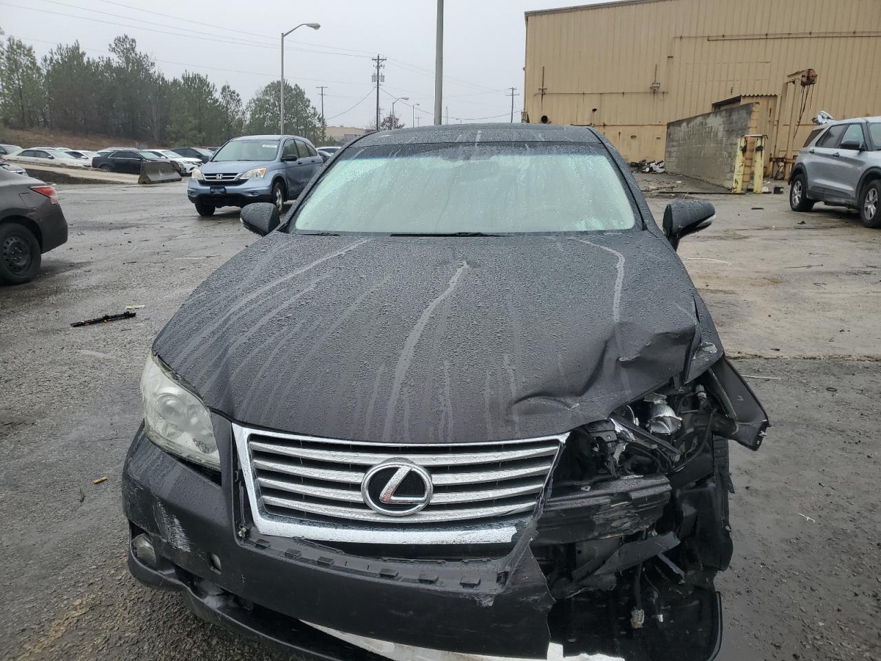 2010 Lexus ES - Image 5