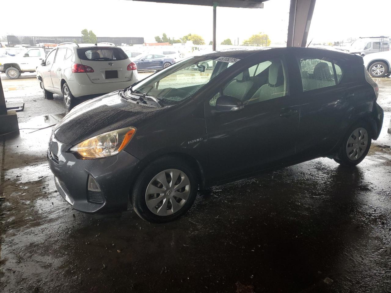 2014 Toyota Prius - Image 1