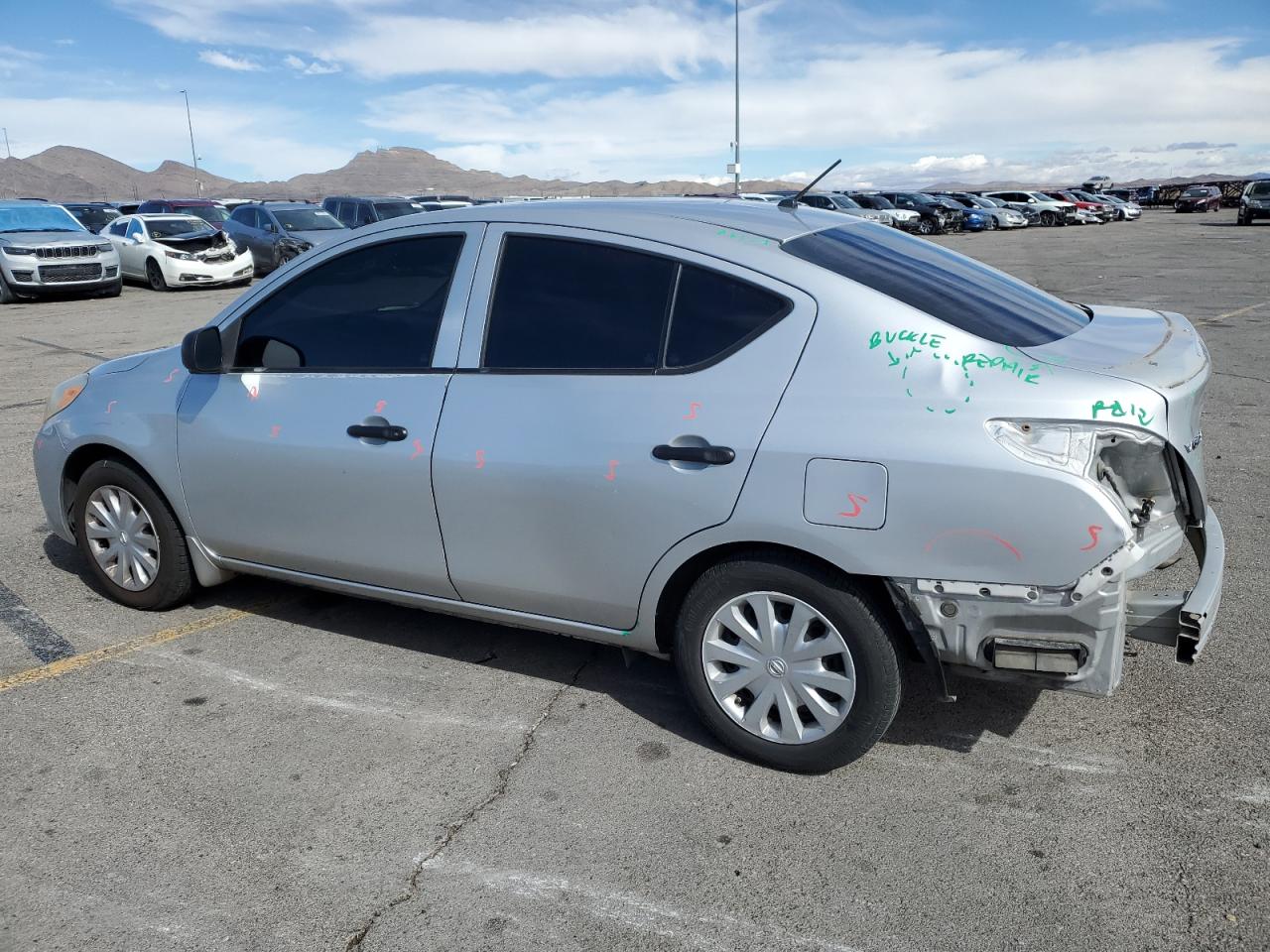 2014 Nissan Versa - Image 2