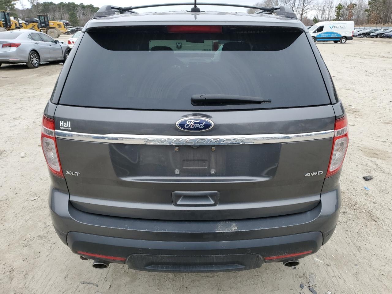 2015 Ford Explorer - Image 6