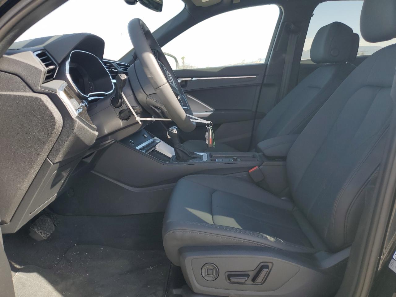 2024 Audi Q3 - Image 7