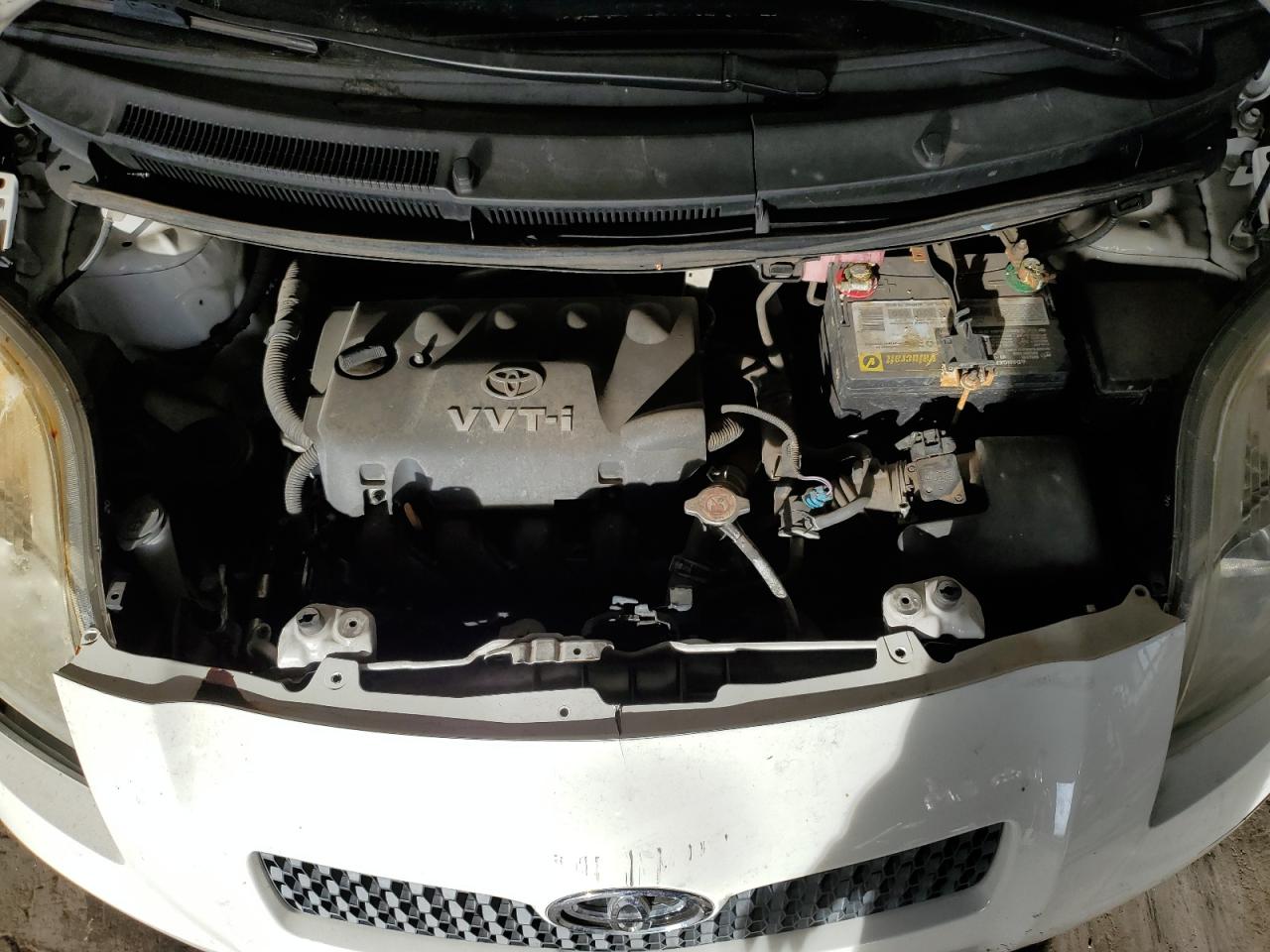 2008 Toyota Yaris - Image 11