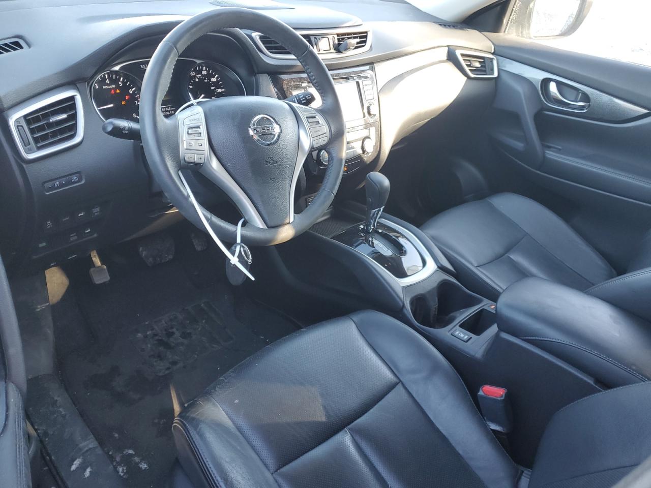 2015 Nissan Rogue - Image 8
