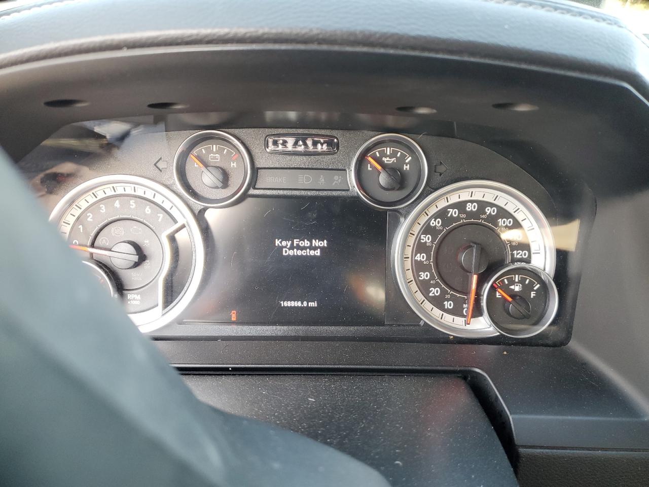 2014 RAM 1500 - Image 9