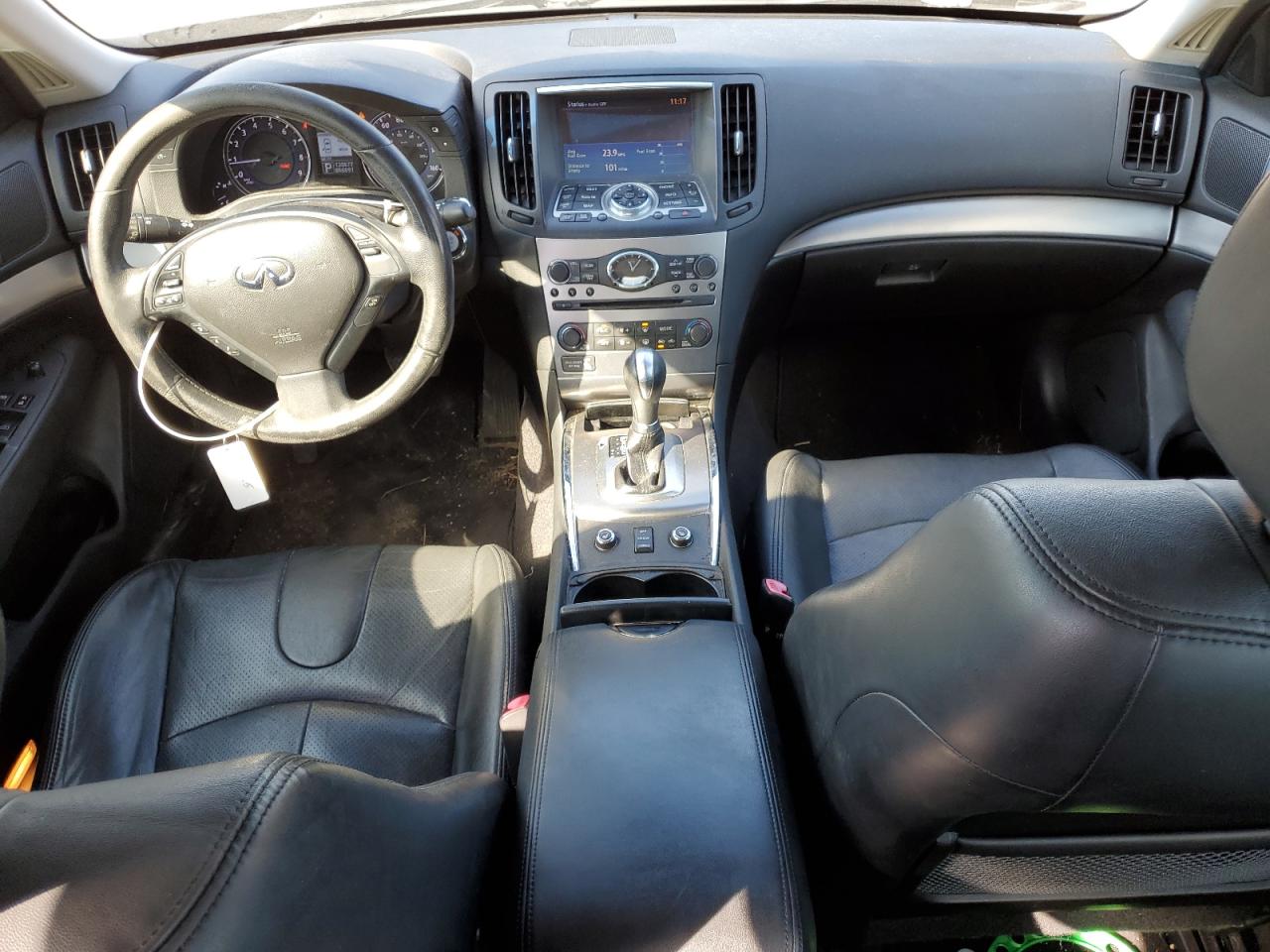 2015 Infiniti Q40 - Image 8