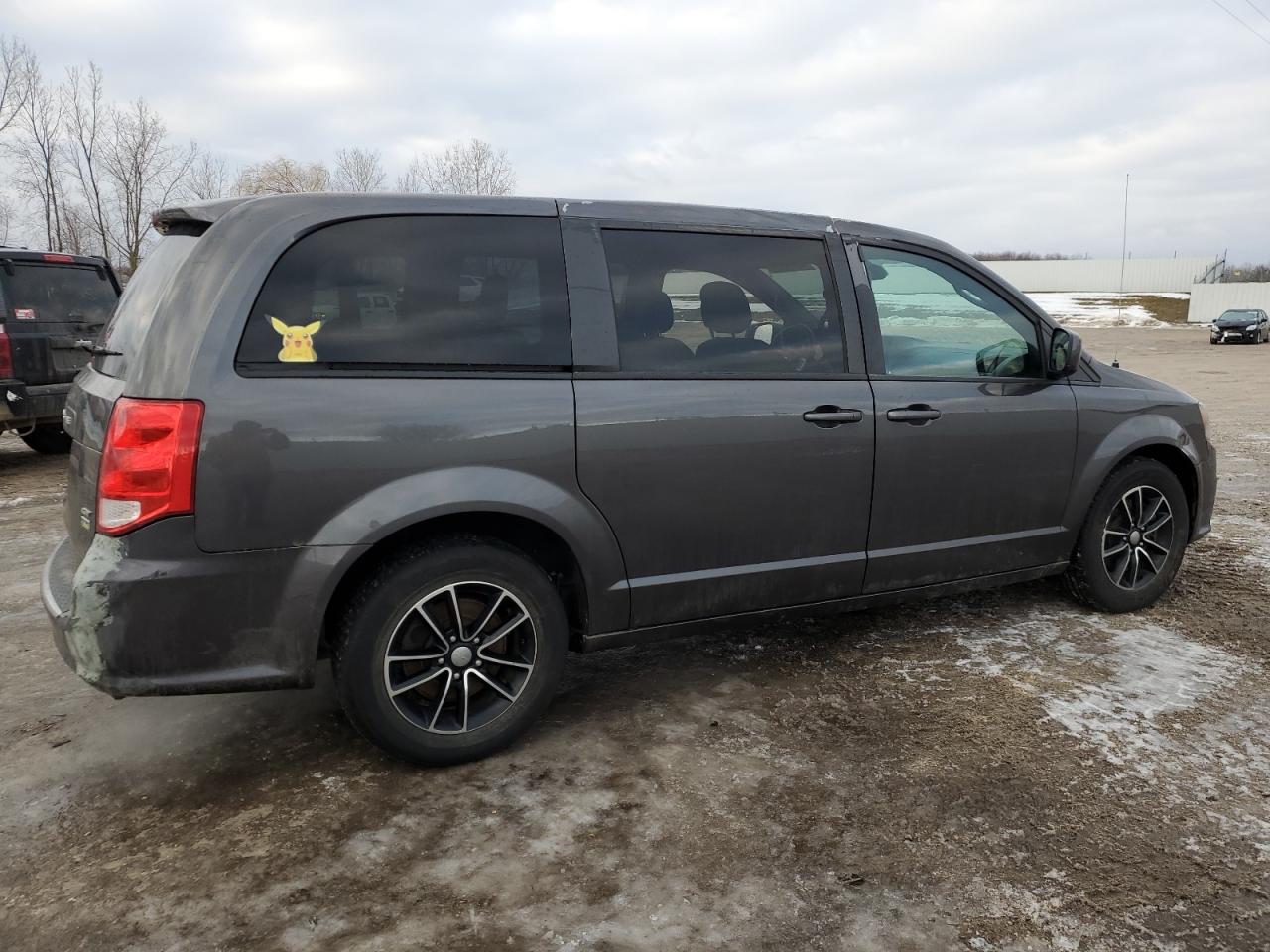 2019 Dodge Caravan - Image 3
