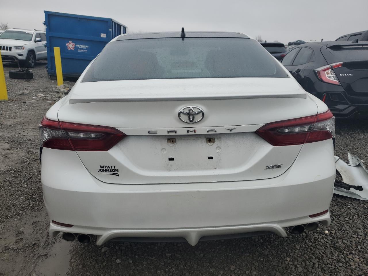 2021 Toyota Camry - Image 6