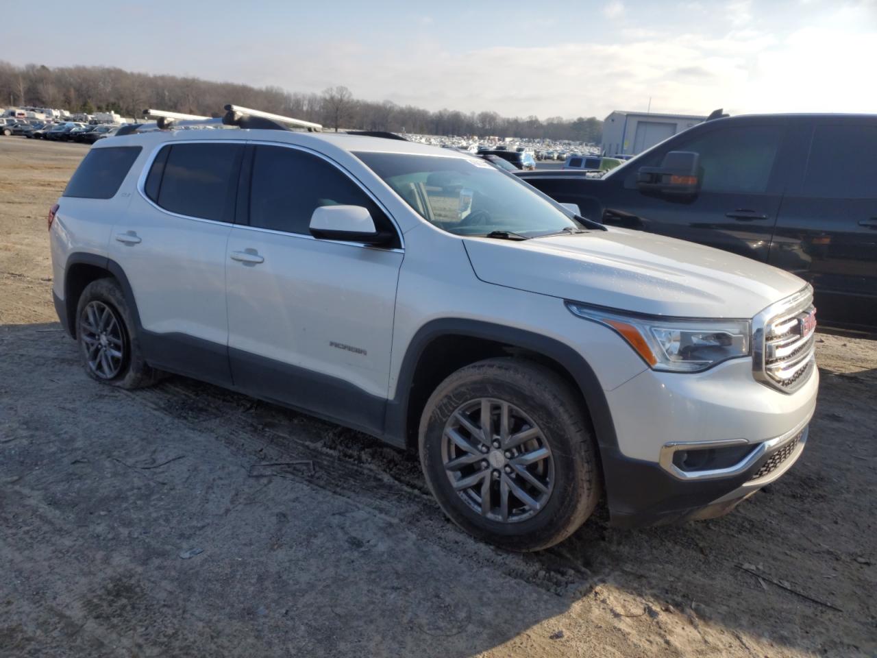 2017 GMC Acadia - Image 4