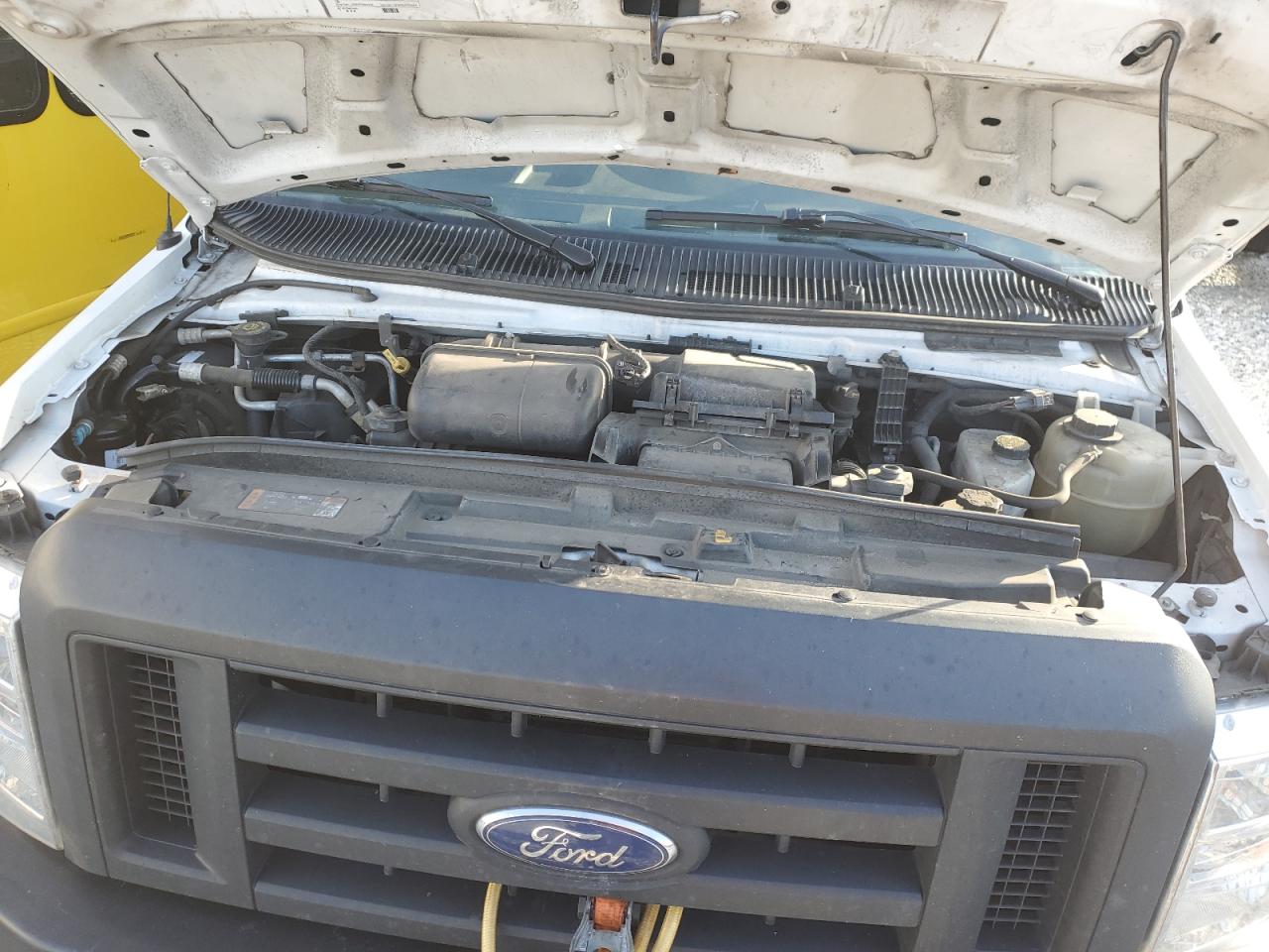 2021 Ford Econoline - Image 12