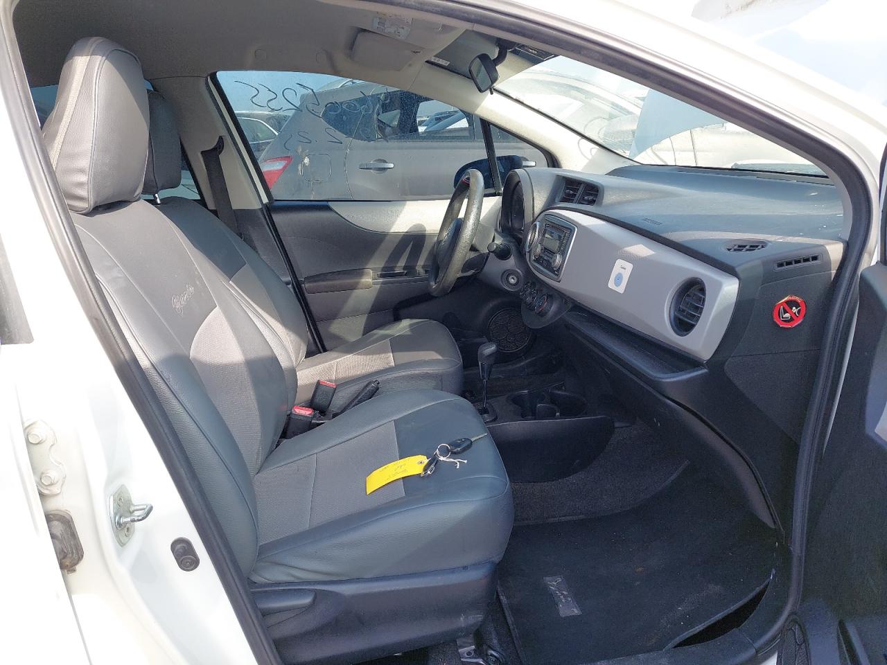 JTDKW9D3XDD536534 - 2013 Toyota Yaris - #46005255