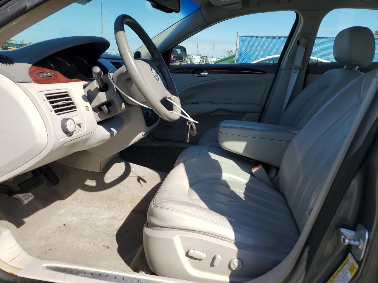 2006 Buick Lucerne - Image 7