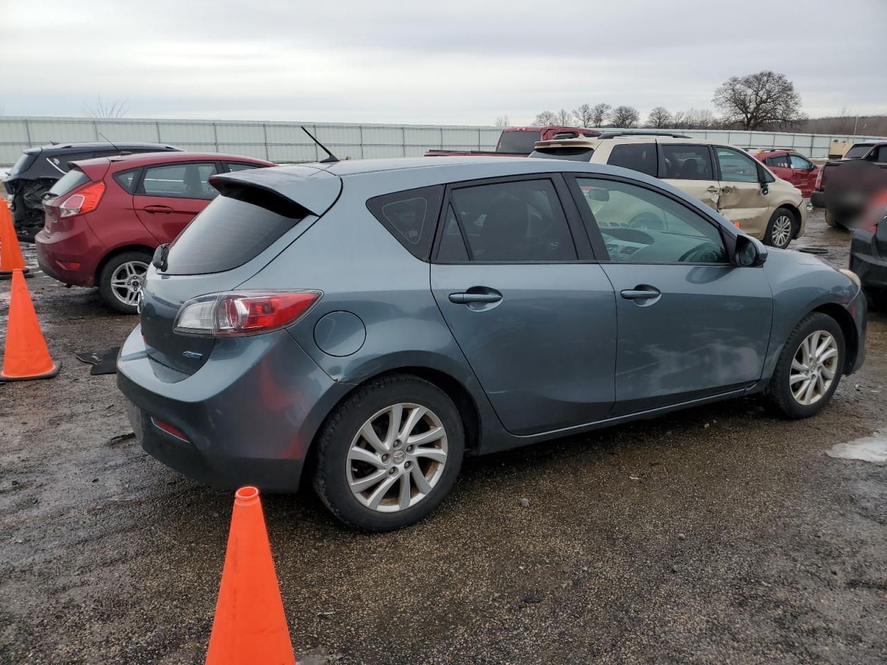 2012 Mazda 3 - Image 3