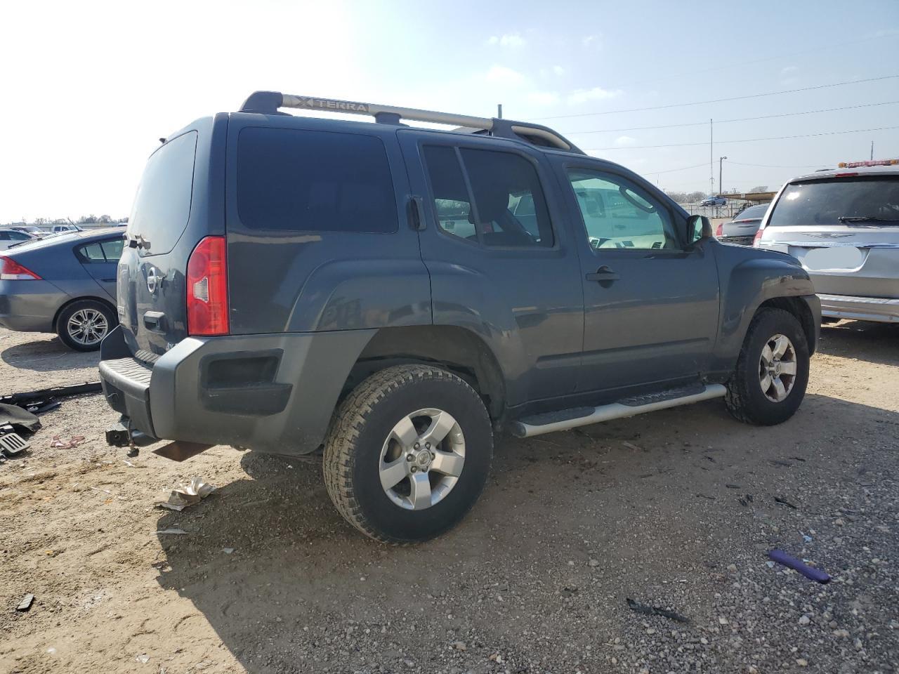 2010 Nissan XTerra - Image 3