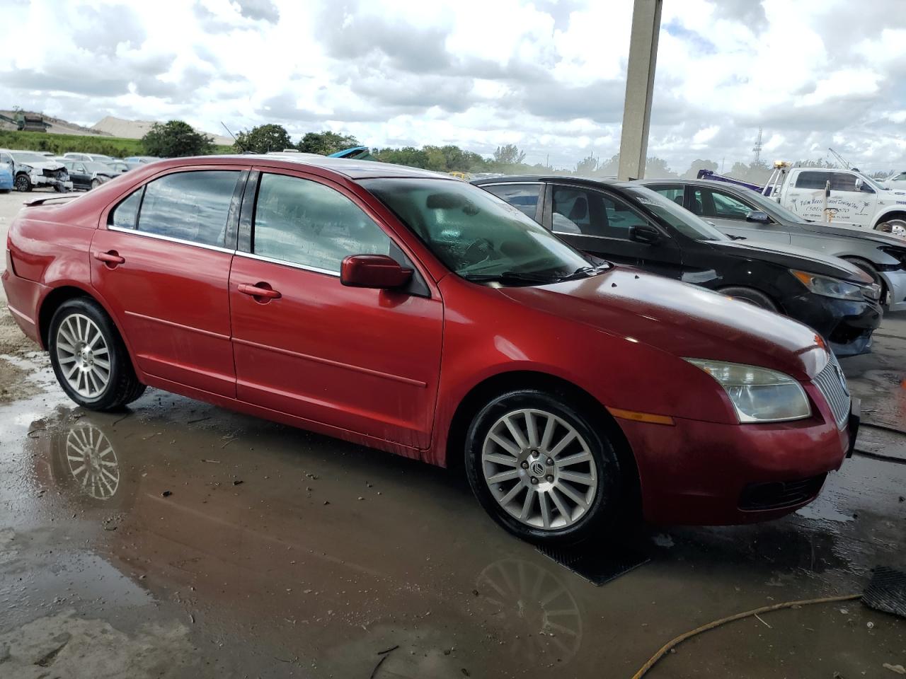 2009 Mercury Milan - Image 4