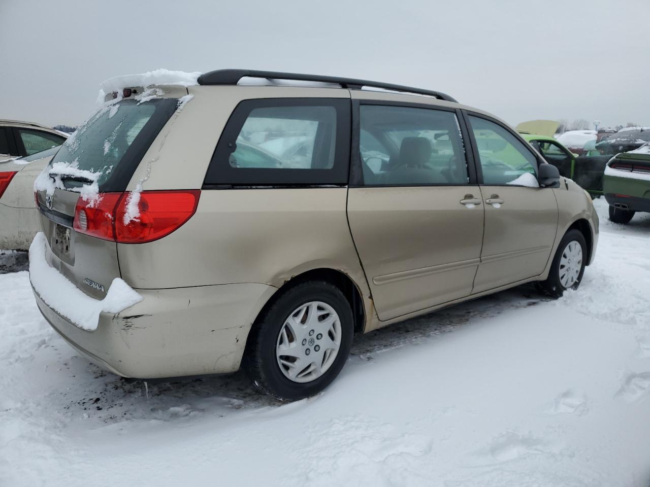 2006 Toyota Sienna - Image 3