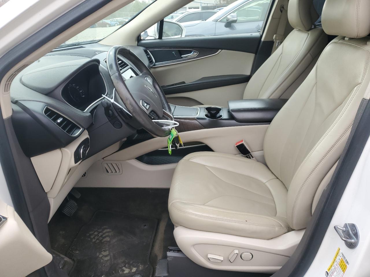 2016 Lincoln MKX - Image 7