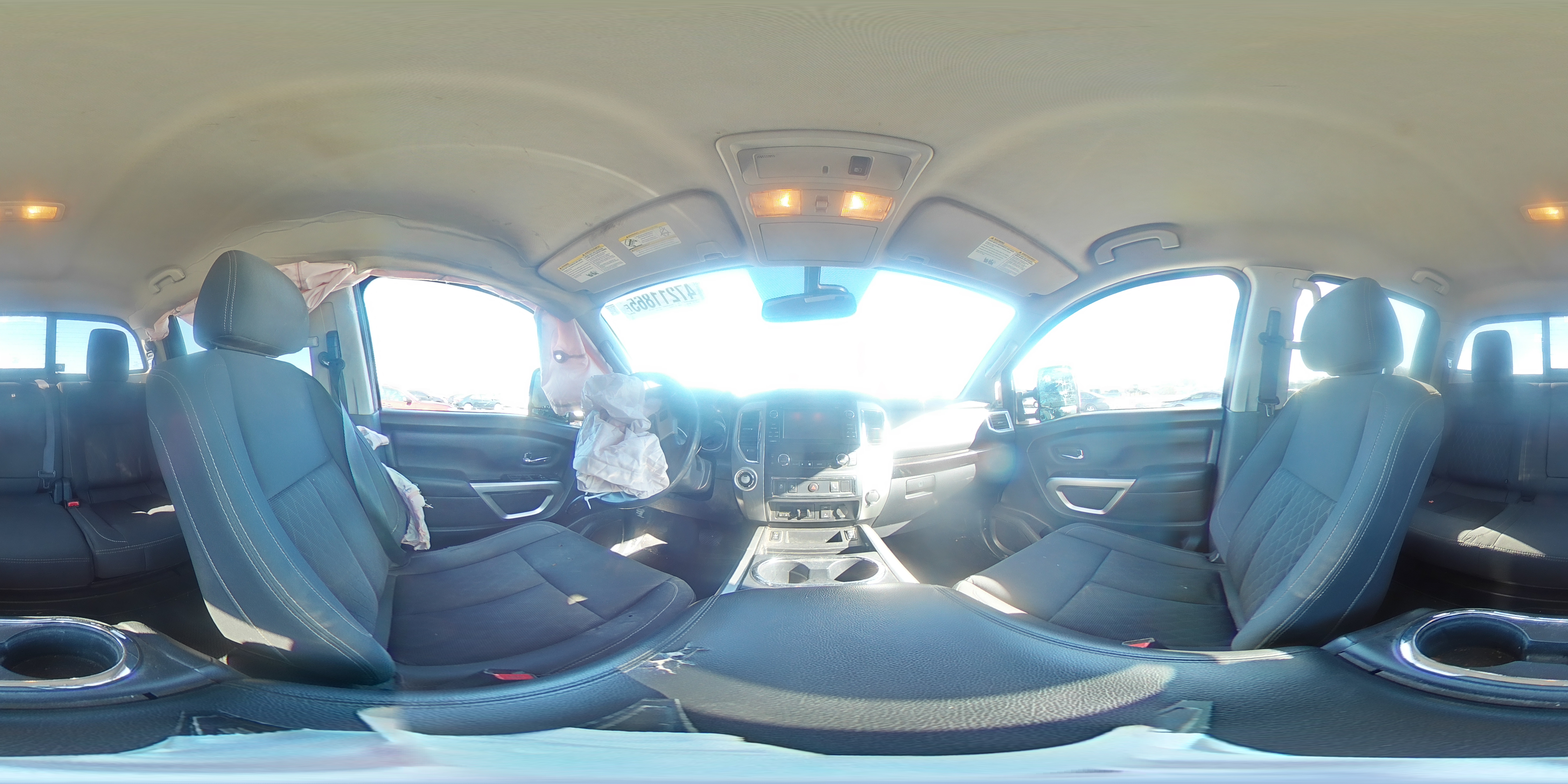 2017 Nissan Titan - Image 13