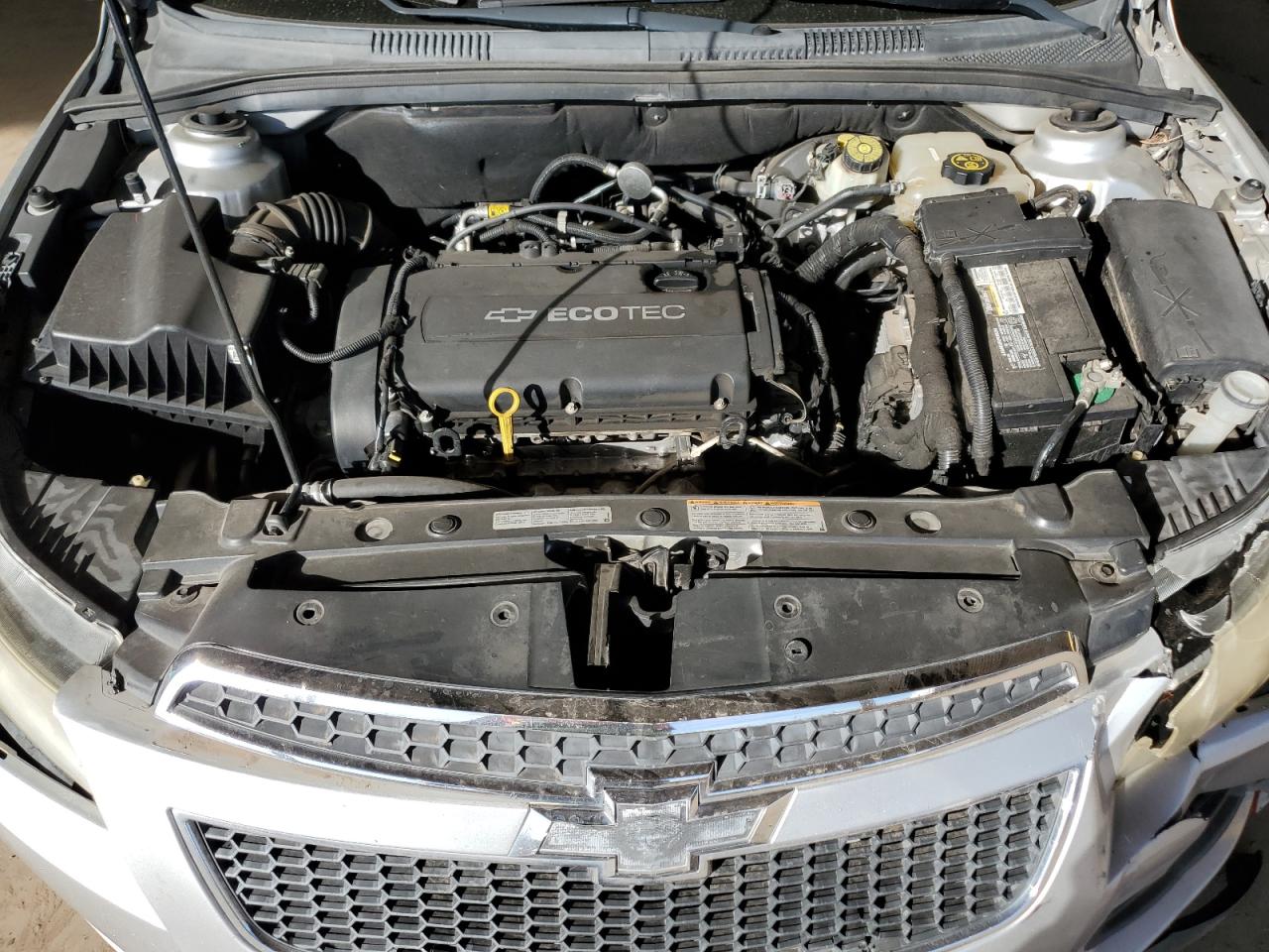 2013 Chevrolet Cruze - Image 12