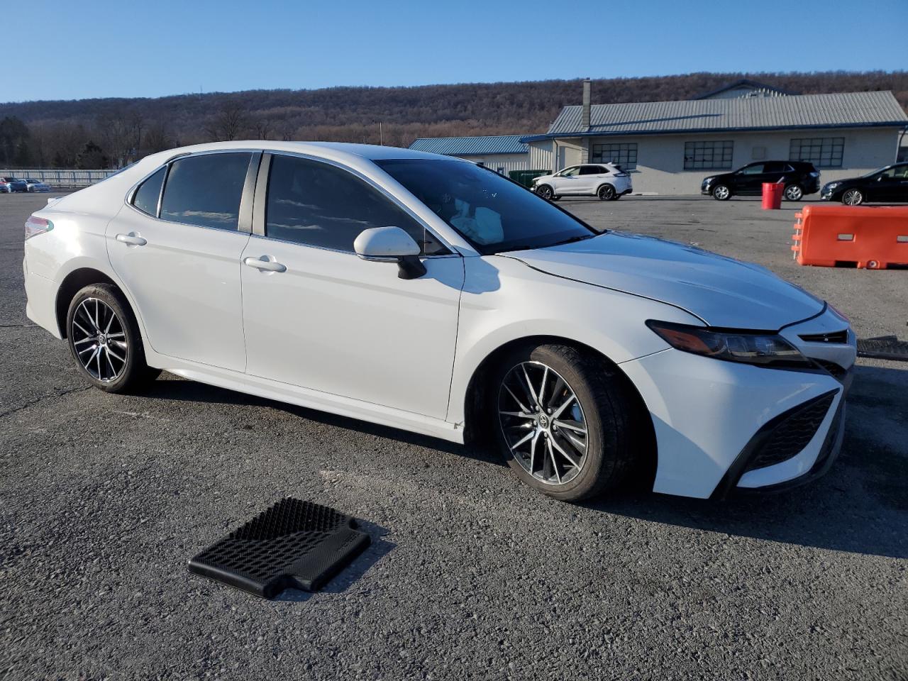 2024 Toyota Camry - Image 4