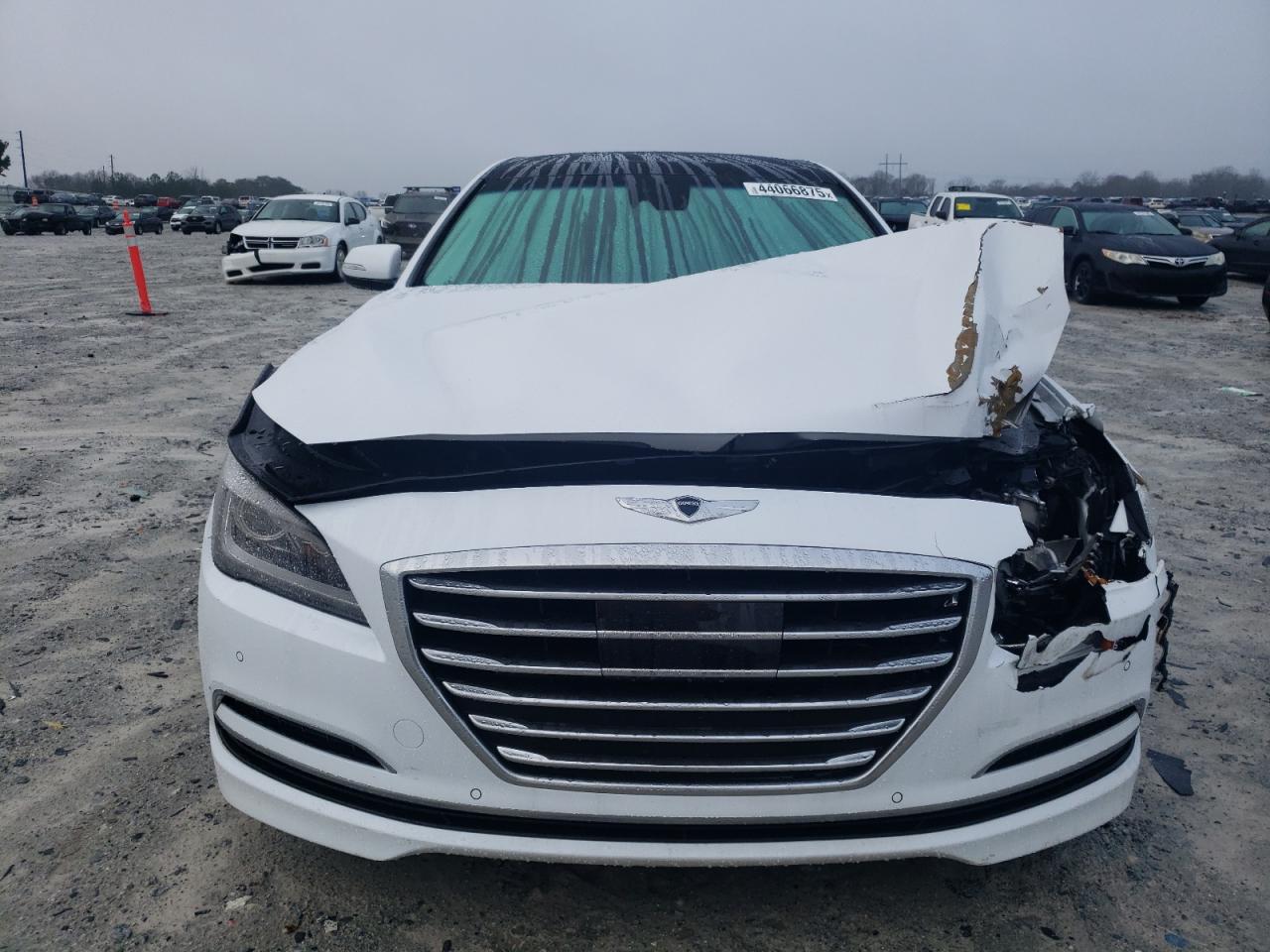 2015 Hyundai Genesis - Image 5