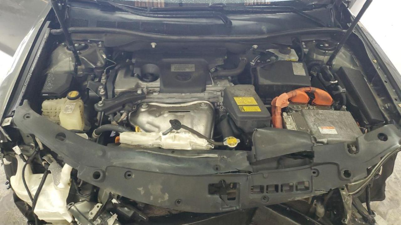 2012 Toyota Camry - Image 11