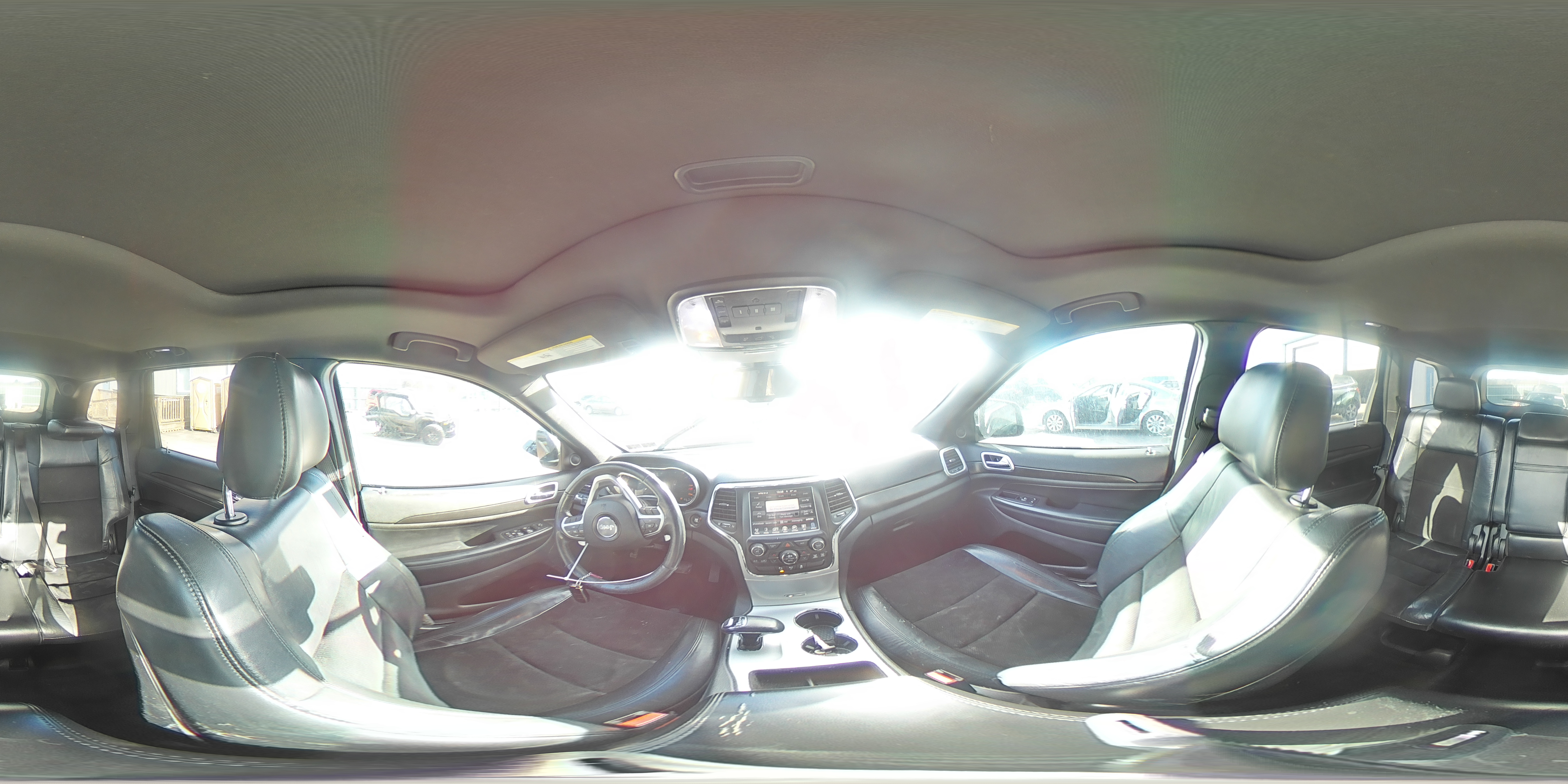 2015 Jeep Grand Cherokee - Image 14