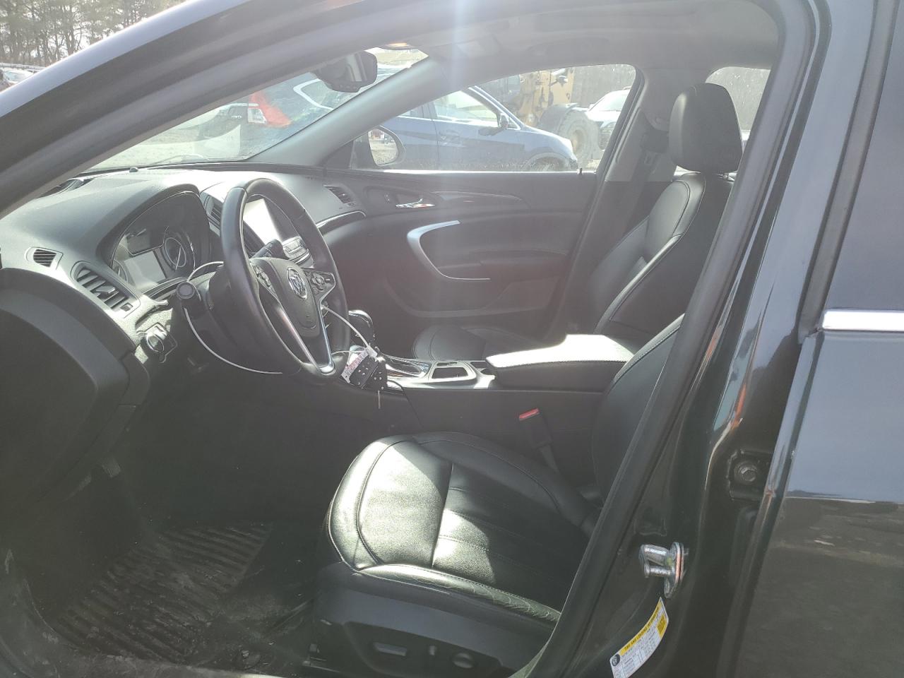 2016 Buick Regal - Image 7