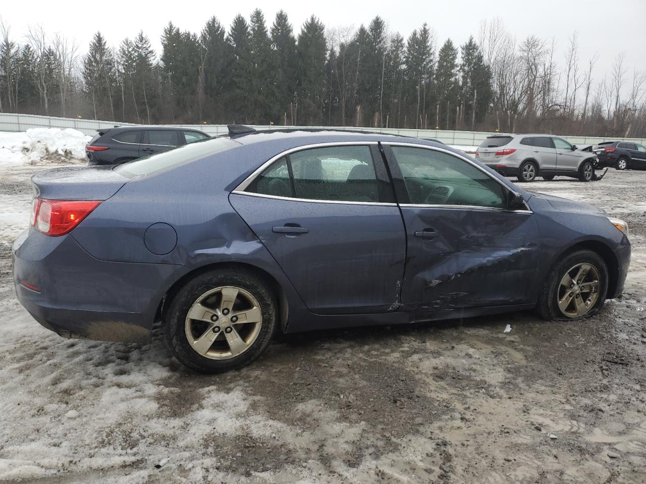 2015 Chevrolet Malibu - Image 3