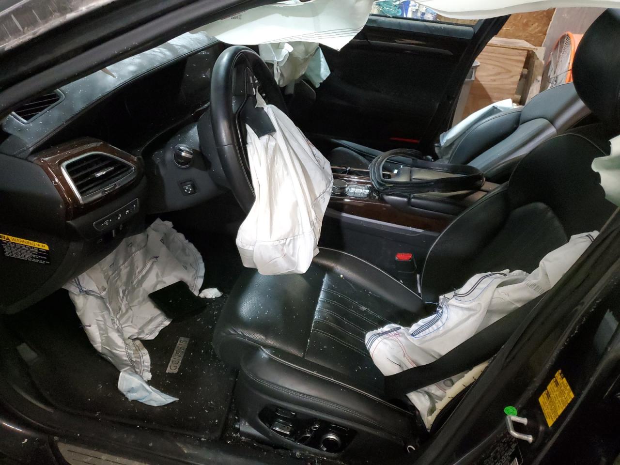 2019 Genesis G90 - Image 7