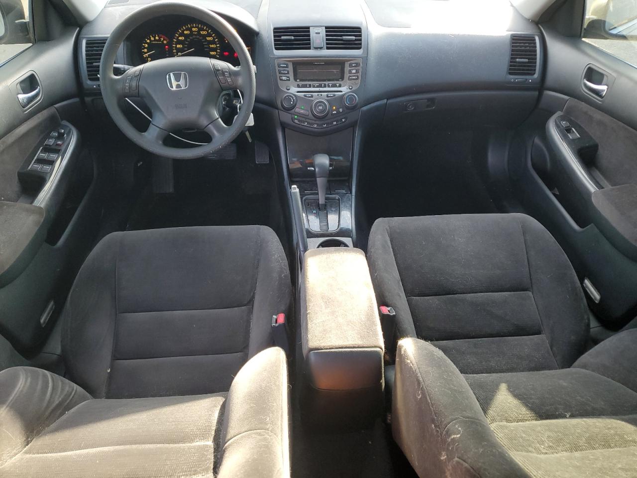 2007 Honda Accord - Image 8