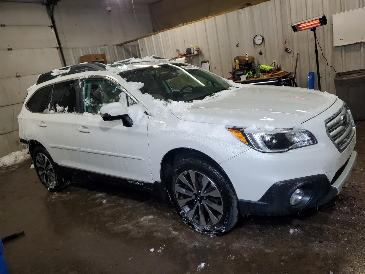2016 Subaru Outback - Image 4