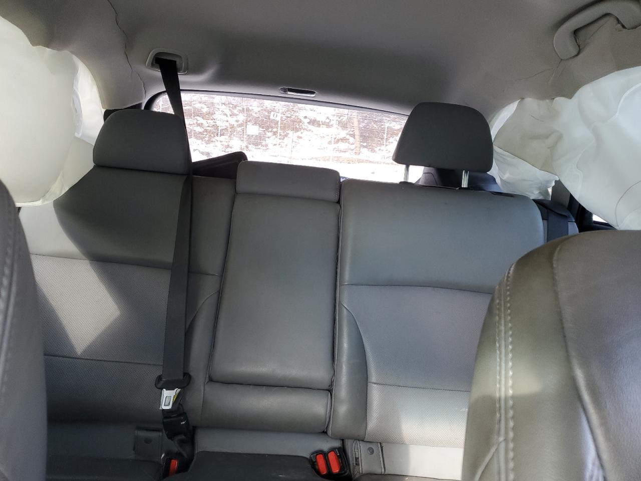 2019 Subaru Outback - Image 10
