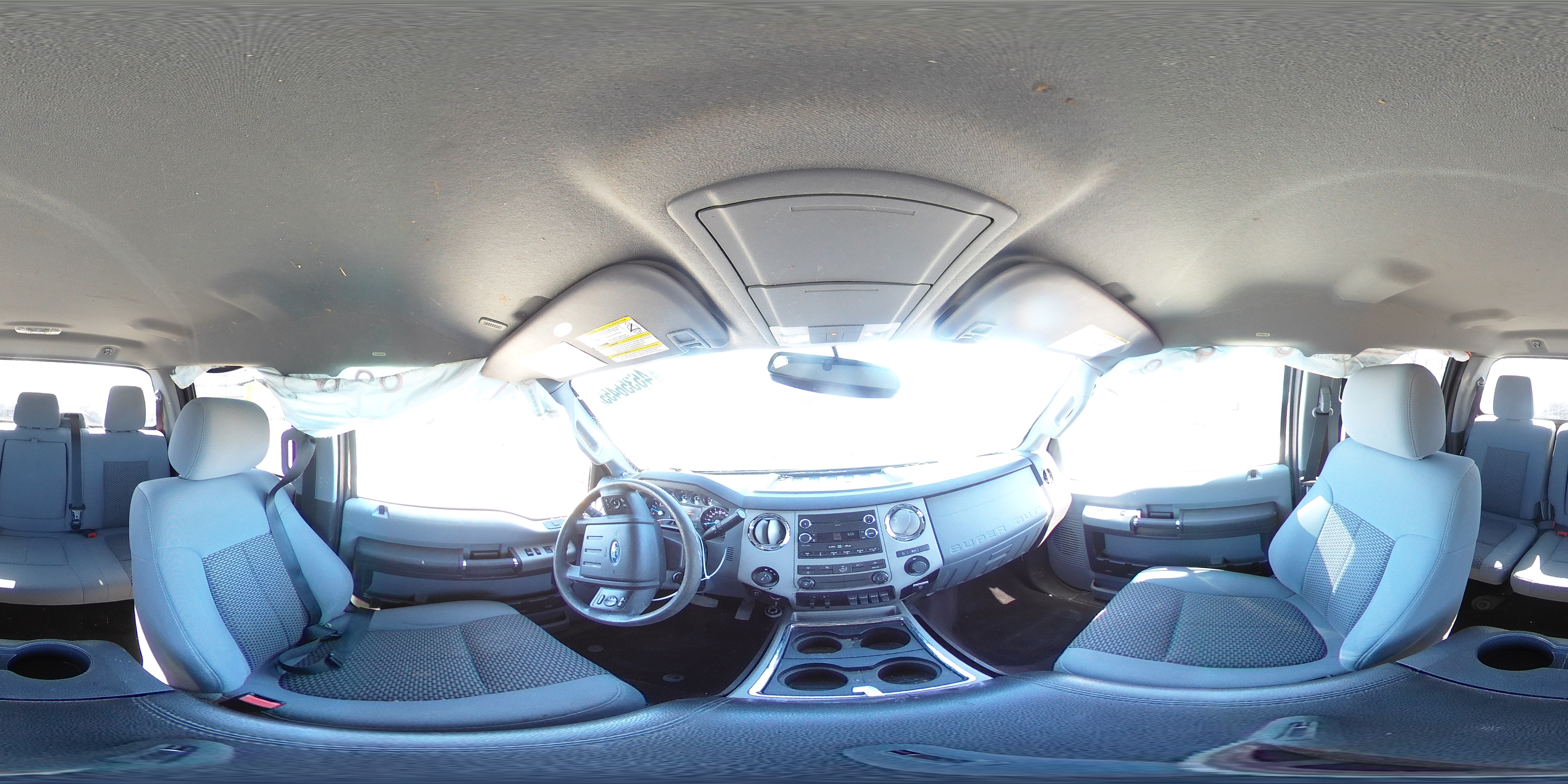 2015 Ford F250 - Image 13