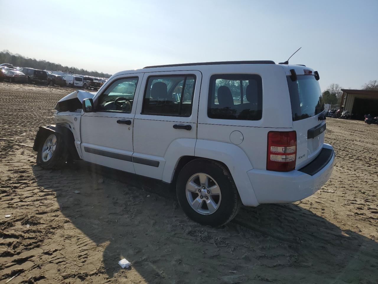 2012 Jeep Liberty (North America) - Image 2