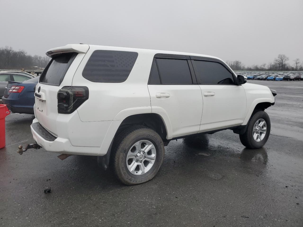 2020 Toyota 4Runner - Image 3