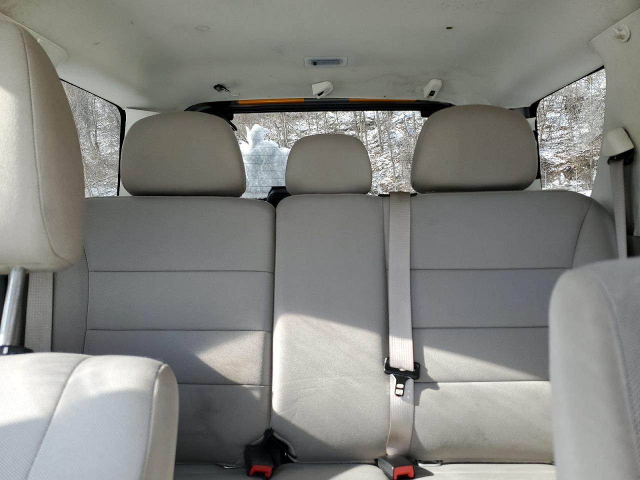 2010 Ford Escape - Image 10