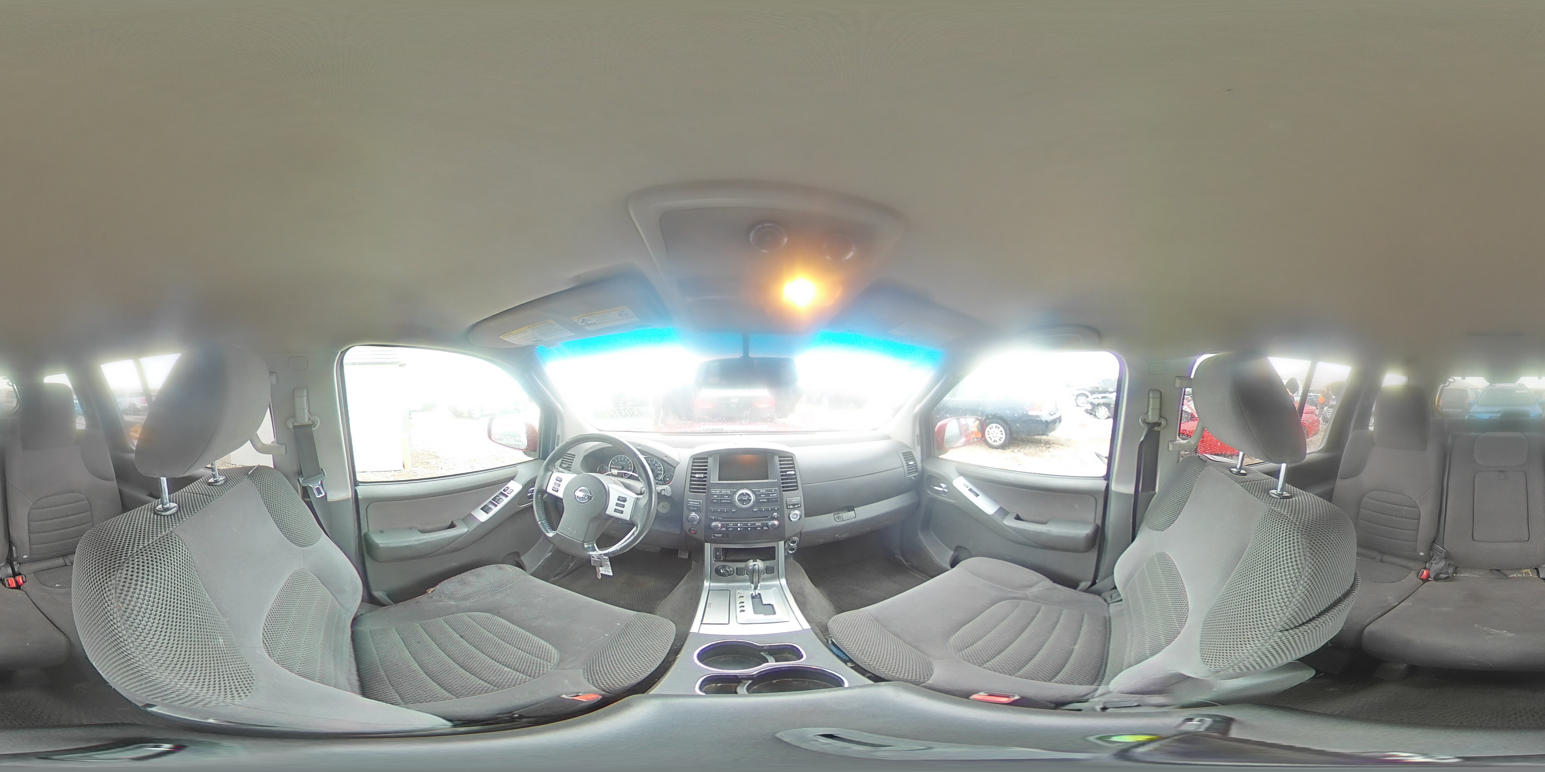 2012 Nissan Pathfinder - Image 15