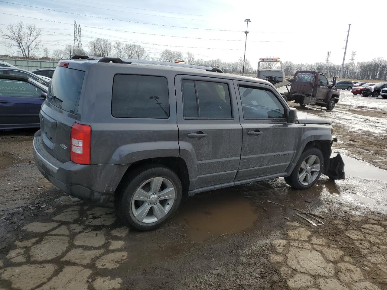 2016 Jeep Liberty (Patriot) - Image 3