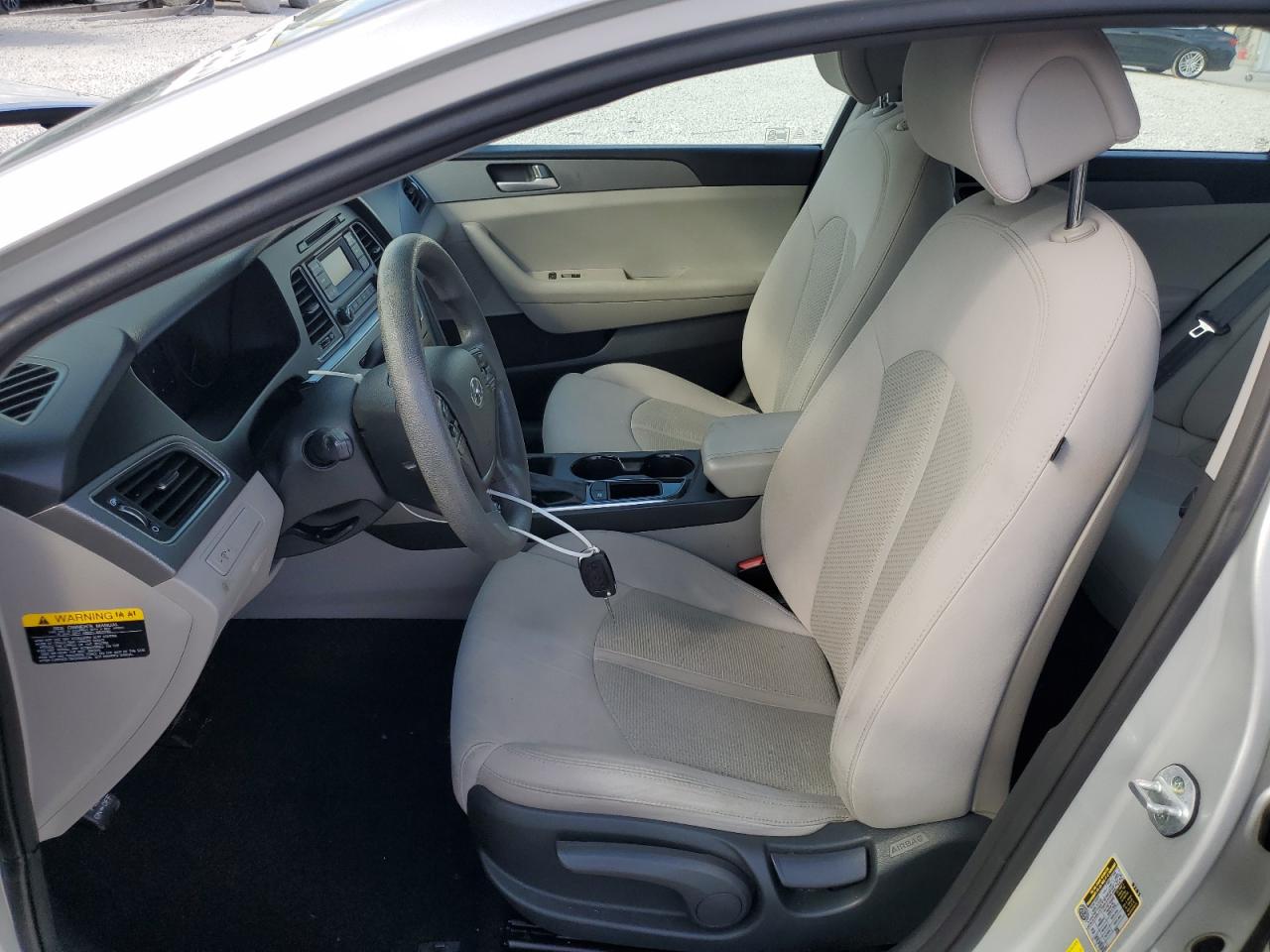 2015 Hyundai Sonata - Image 7