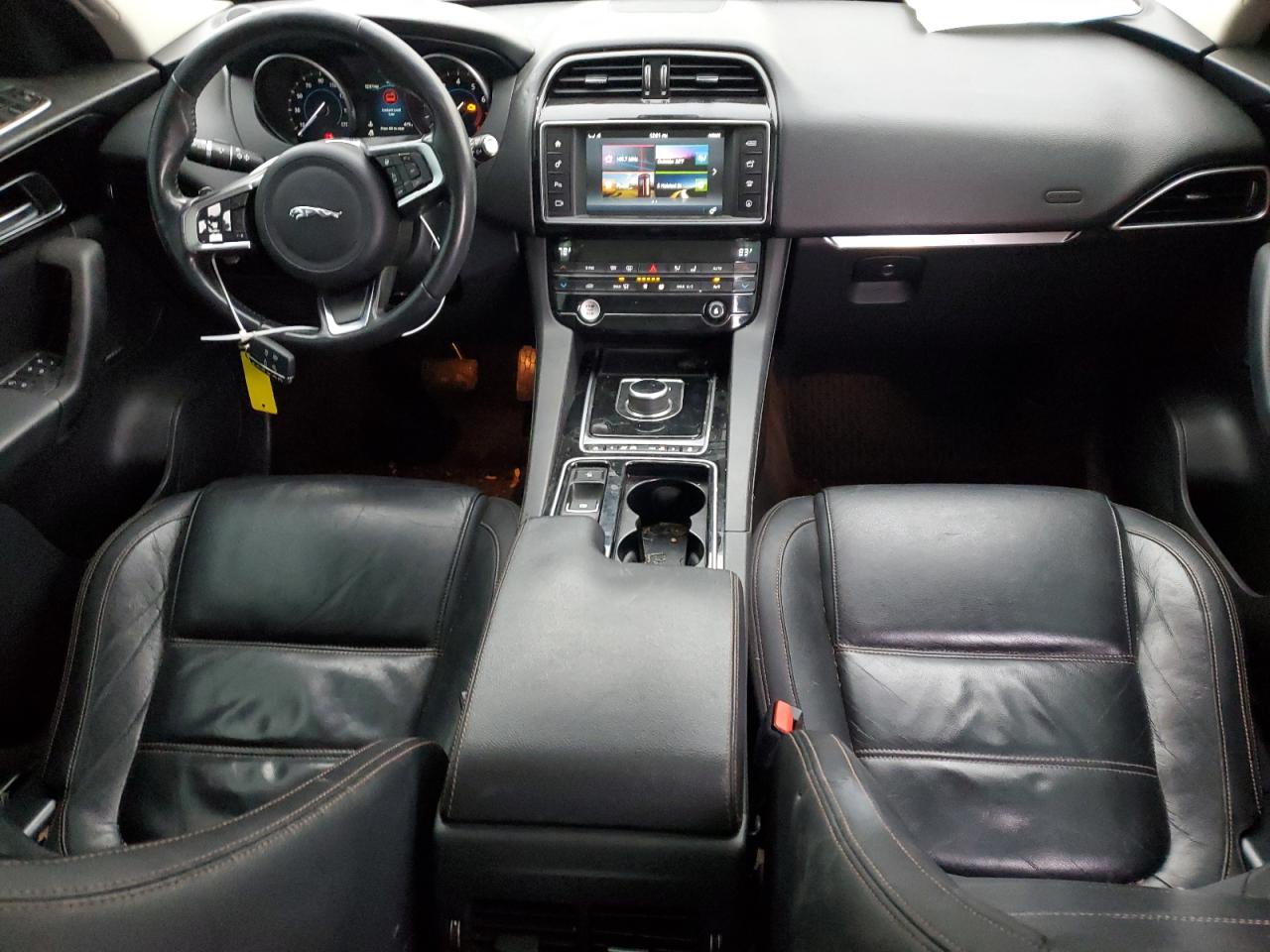 2018 Jaguar F-Pace - Image 8