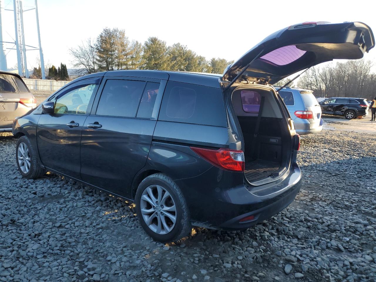 2013 Mazda 5 - Image 2